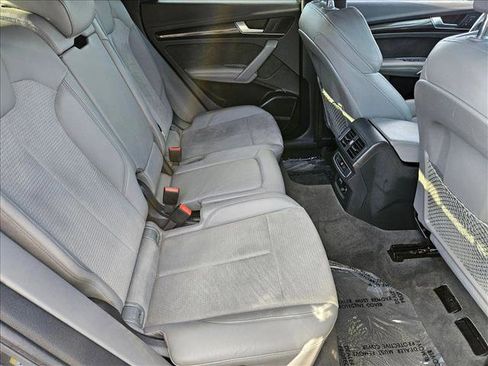 Used 2022 Audi SQ5 Premium Plus w/ Premium Plus Package image 18