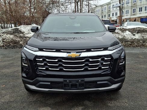 Used 2026 Chevrolet Equinox LT w/ Convenience Package II image 2