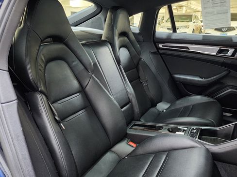 Used 2018 Porsche Panamera 4S AWD/4WD image 21