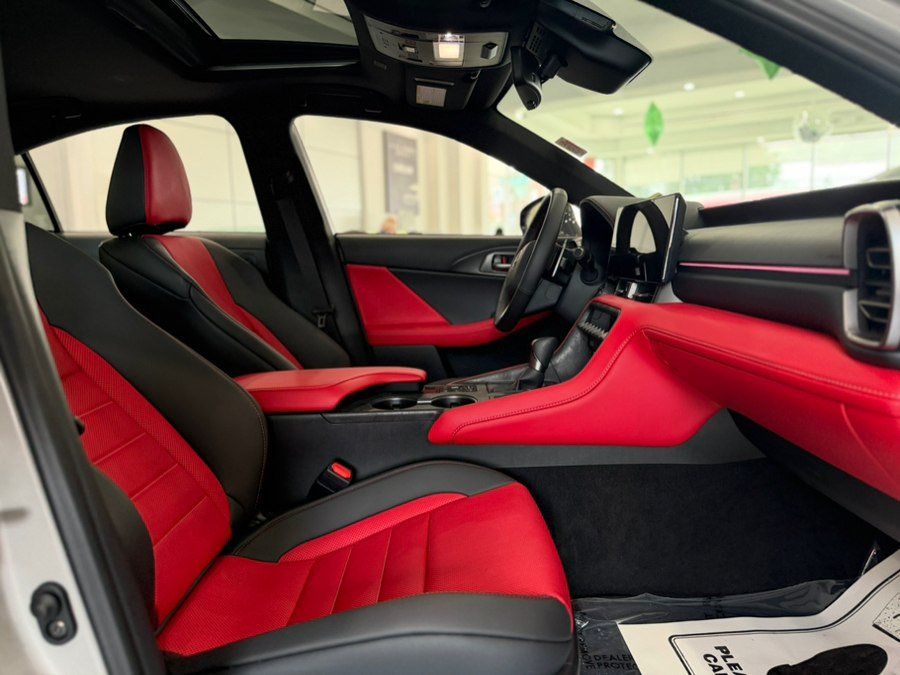 Used 2026 Lexus IS 350 F Sport w/ Technology Package RWD image 18