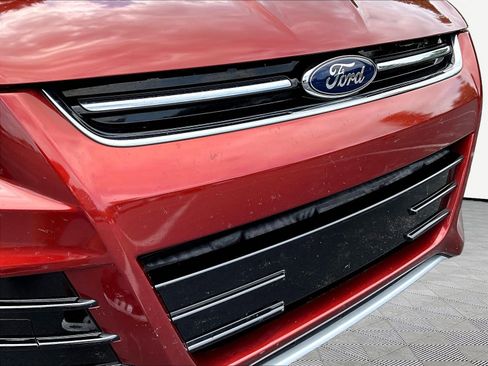 Used 2015 Ford Escape Titanium FWD image 33