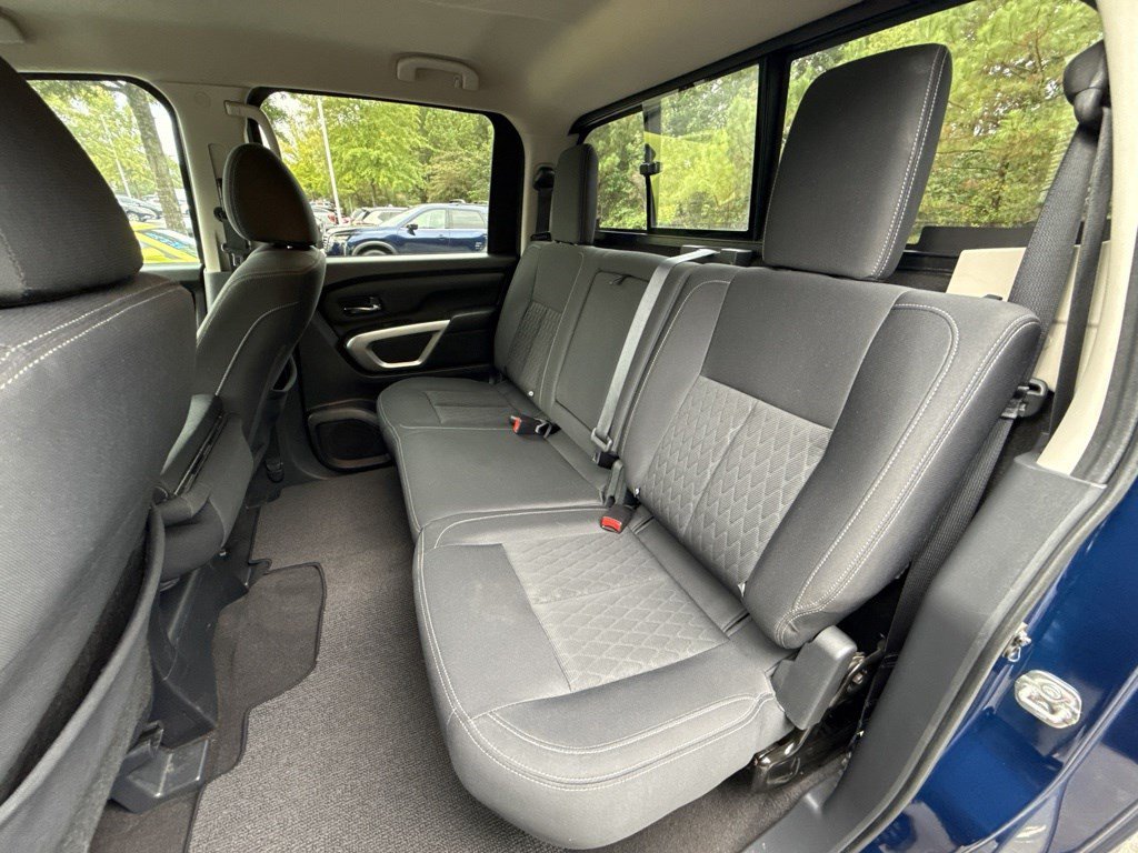 Used 2019 Nissan Titan SV AWD/4WD image 26
