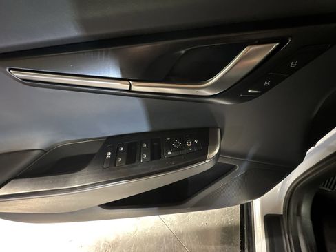 New 2025 Kia EV6 Wind image 19