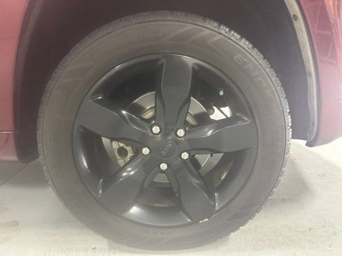 Used 2016 Jeep Grand Cherokee High Altitude RWD image 9