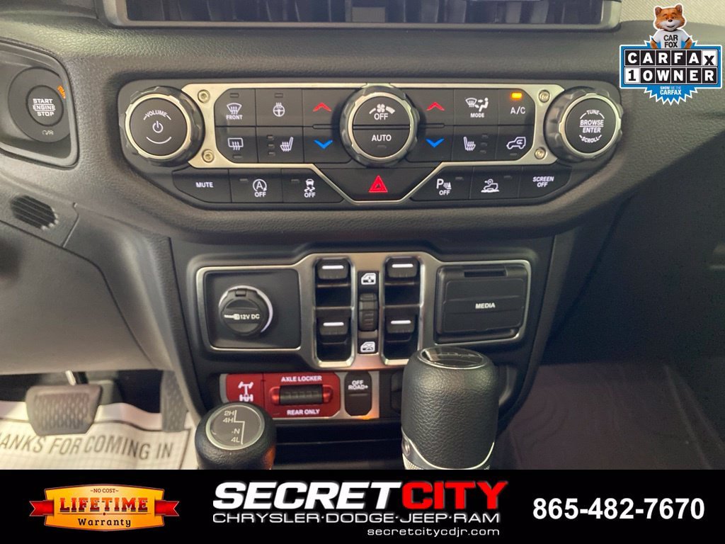 Used 2025 Jeep Gladiator Sport AWD/4WD image 23
