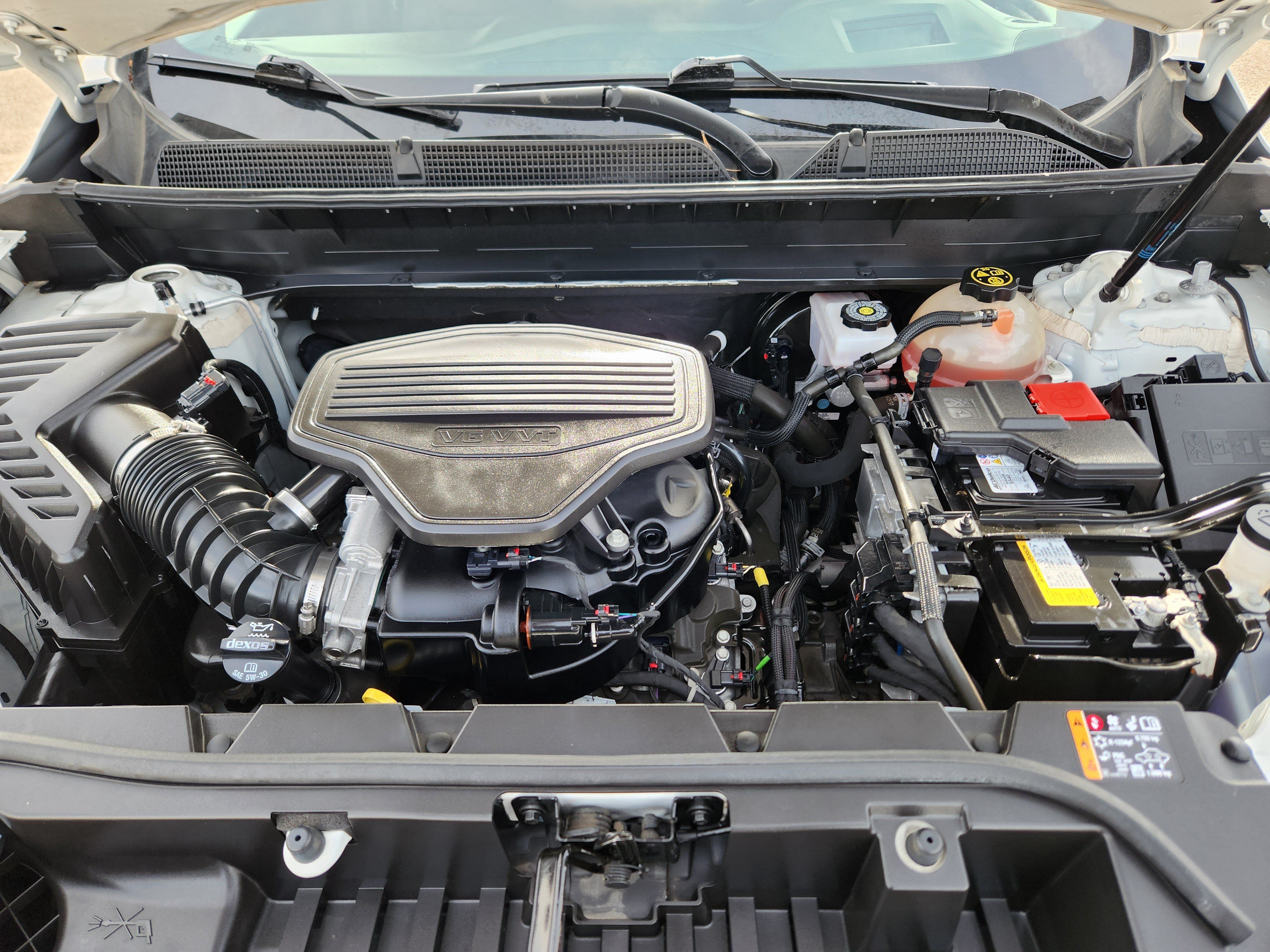 Used 2022 GMC Acadia AT4 w/ Technology Package AWD/4WD image 22
