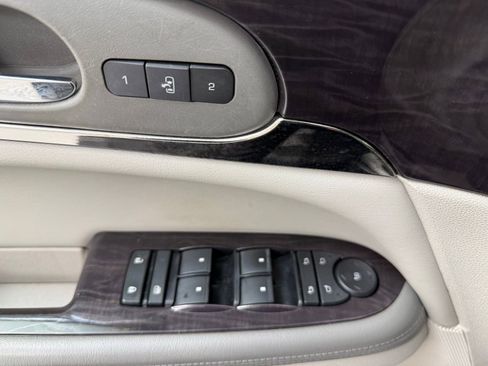 Used 2017 Buick Enclave Premium w/ Experience Buick Package image 11