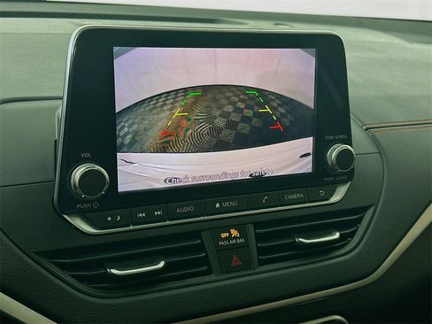 Used 2019 Nissan Altima 2.5 SR w/ SR Premium Package image 20