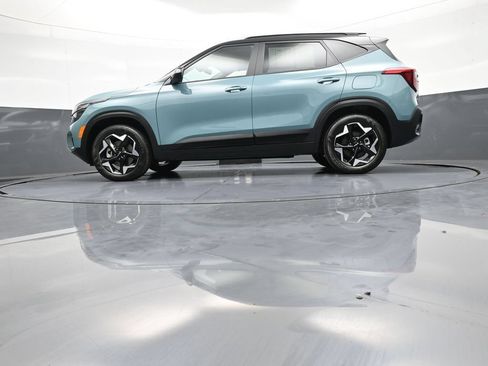Certified 2025 Kia Seltos S AWD/4WD image 32