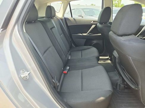 Used 2013 MAZDA MAZDA3 i Touring FWD image 11