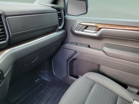 Used 2023 GMC Sierra 1500 Elevation RWD image 20