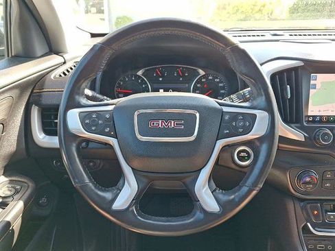 Used 2020 GMC Terrain SLT w/ Preferred Package AWD/4WD image 16