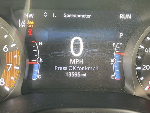 Used 2023 Jeep Compass Latitude image 12