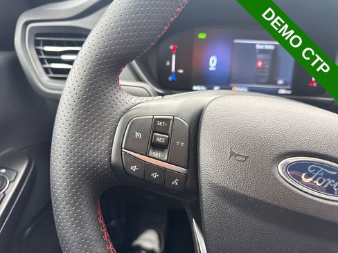 Used 2025 Ford Escape ST-Line Select image 28