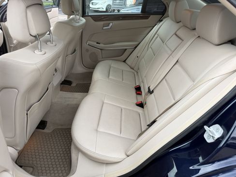Used 2014 Mercedes-Benz E 350 Sedan image 22