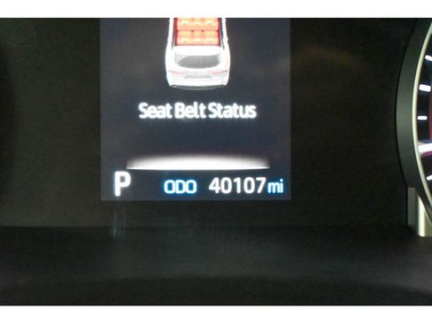 Used 2020 Toyota Highlander L AWD/4WD image 40
