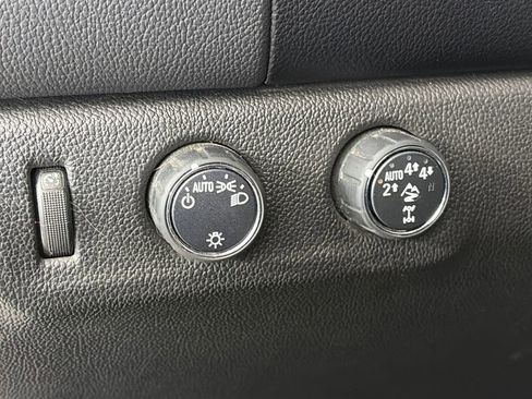 Used 2019 Chevrolet Colorado ZR2 w/ LPO, Power Package image 23