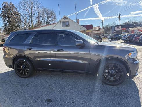 Used 2018 Dodge Durango SXT w/ 3rd Row Seating Group image 7