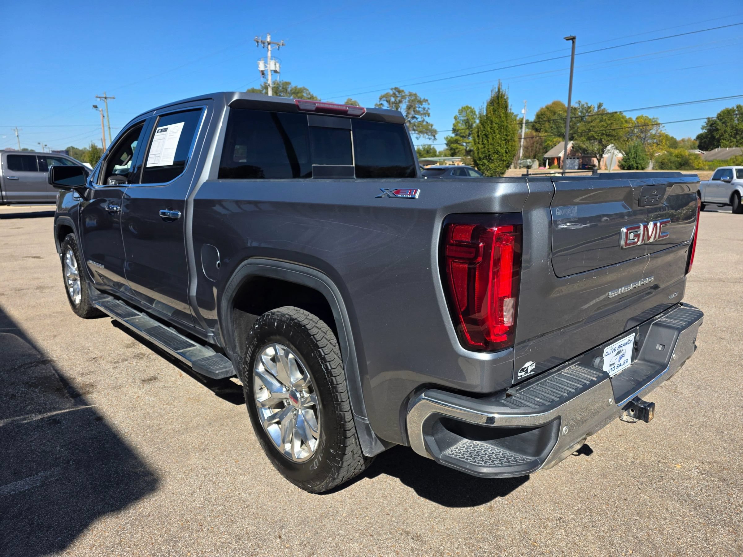 Used 2020 GMC Sierra 1500 SLT AWD/4WD image 3