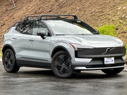 New 2026 Volvo EX30 Cross Country Ultra AWD/4WD image 2