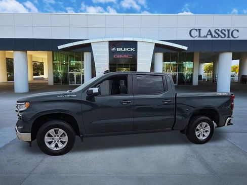Used 2025 Chevrolet Silverado 1500 LT AWD/4WD image 4