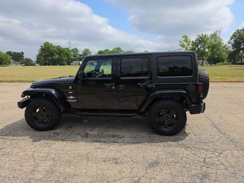 Used 2014 Jeep Wrangler Unlimited Sport AWD/4WD image 3