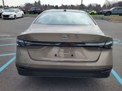 New 2026 Nissan Sentra SV FWD image 5