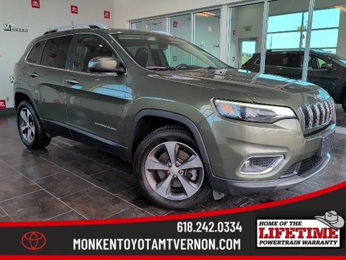 Used 2019 Jeep Cherokee Limited image 1