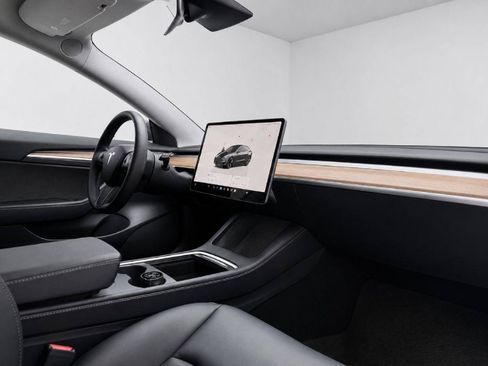 Used 2023 Tesla Model 3 Standard Range RWD image 36