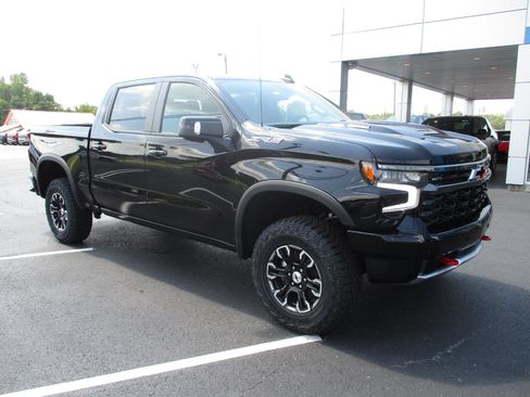 New 2026 Chevrolet Silverado 1500 ZR2 image 11