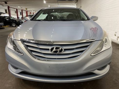 Used 2012 Hyundai Sonata GLS image 8