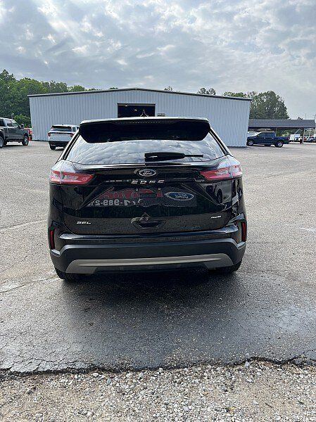 Used 2023 Ford Edge SEL w/ Convenience Package AWD/4WD image 6