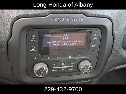 Used 2015 Jeep Renegade Sport w/ Power & Air Group FWD image 24