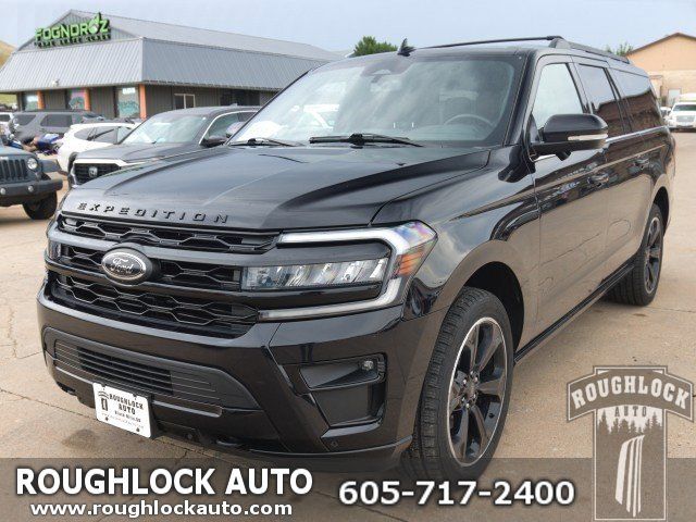 Used 2023 Ford Expedition Max Limited AWD/4WD image 1