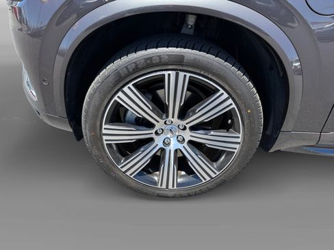 Used 2023 Volvo XC90 T8 Plus w/ Protection Package Premier AWD/4WD image 9