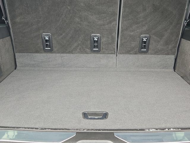 Certified 2024 Cadillac Escalade ESV Premium Luxury AWD/4WD image 25