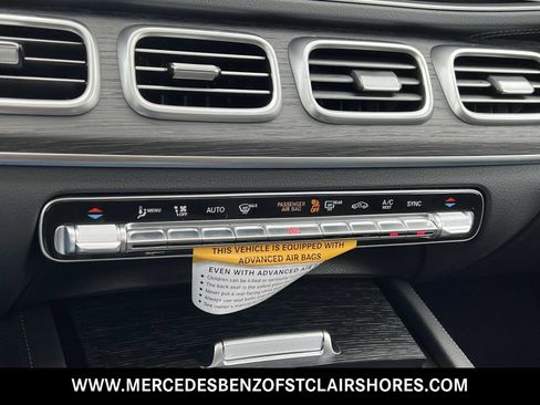 New 2026 Mercedes-Benz GLS 450 4MATIC image 30