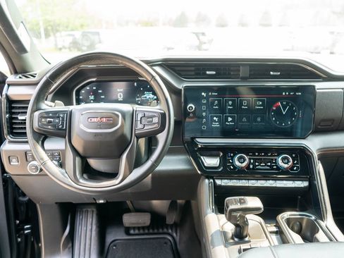 Used 2023 GMC Sierra 1500 AT4 w/ AT4 Premium Package AWD/4WD image 15