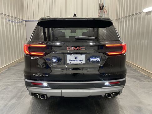 Used 2025 GMC Acadia Elevation w/ Elevation Premium Package image 23