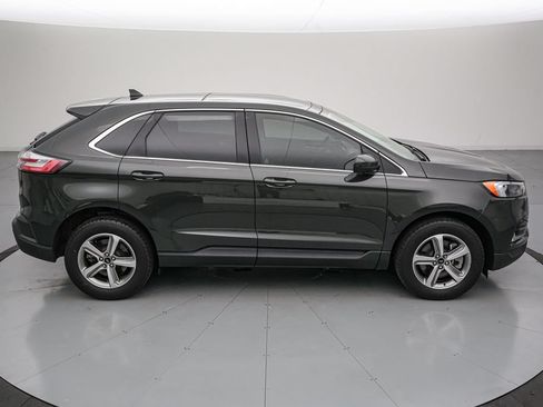 Certified 2024 Ford Edge SEL w/ Convenience Package AWD/4WD image 3