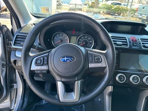 Used 2018 Subaru Forester 2.5i Premium image 16