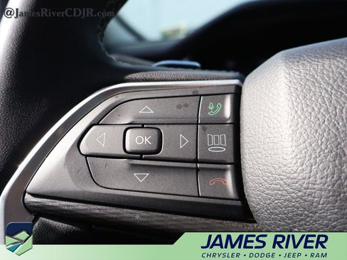 Used 2024 Jeep Grand Cherokee Laredo RWD image 25