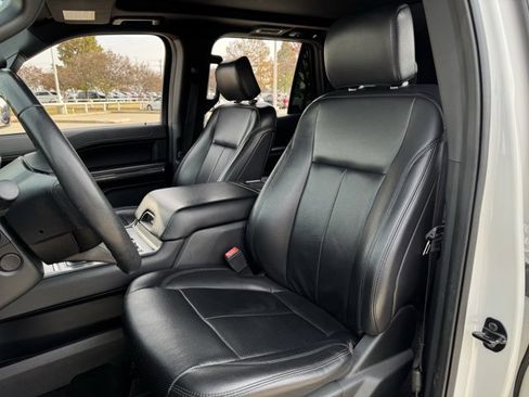 Used 2020 Ford Expedition XLT w/ Equipment Group 202A image 23