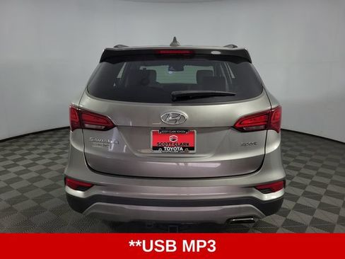Used 2017 Hyundai Santa Fe Sport FWD image 7