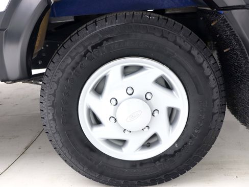 Used 2023 Ford E-350 and Econoline 350 Super Duty w/ Power Windows & Locks Group RWD image 23