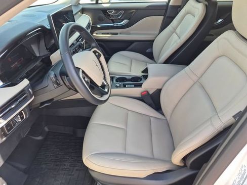 Certified 2026 Lincoln Corsair Premiere AWD/4WD image 12