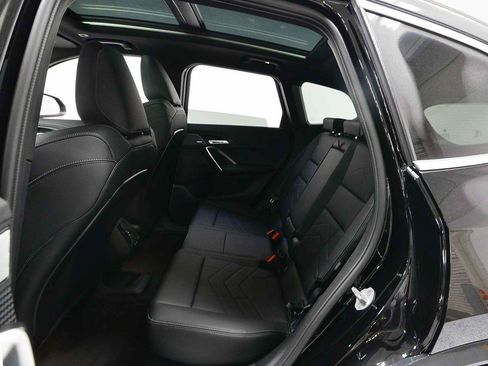 Used 2026 BMW X1 xDrive28i w/ Technology Package image 9