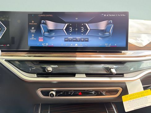 New 2027 BMW X7 xDrive40i AWD/4WD image 18