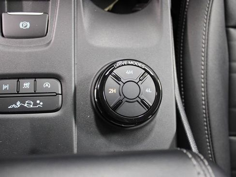 New 2025 Ford Ranger Lariat w/ FX4 Off-Road Package image 43