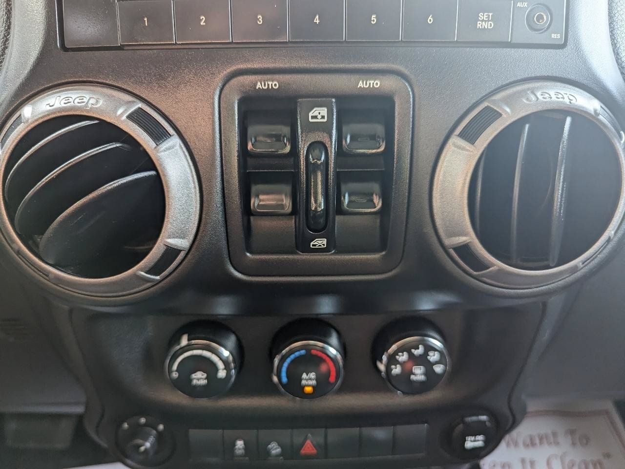 Used 2017 Jeep Wrangler Unlimited Sport w/ Quick Order Package 24S AWD/4WD image 21